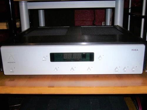 Aesthetix RHEA High gain tube phono stage (DEMO)