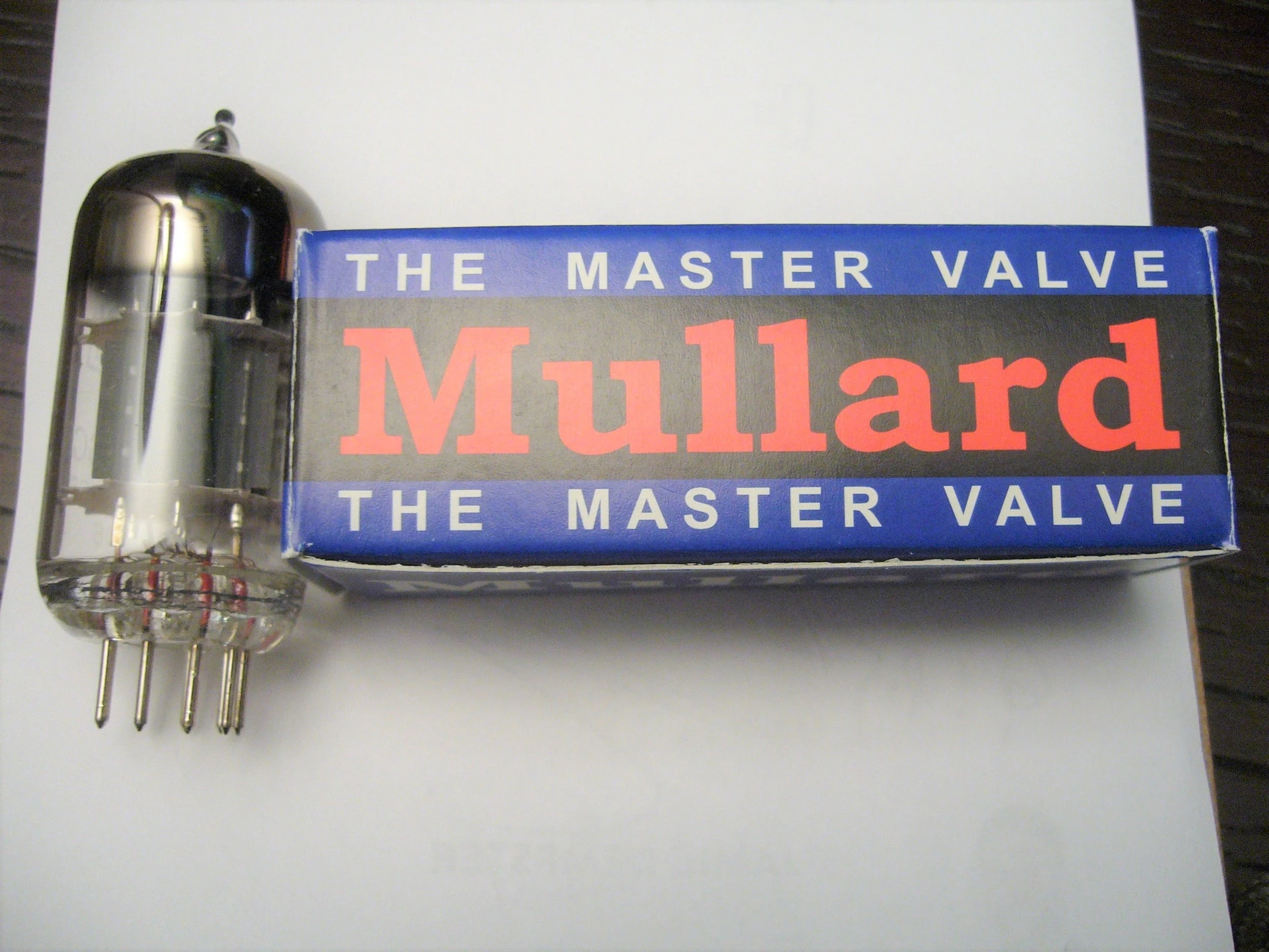 Mullard ECC82 12AU7